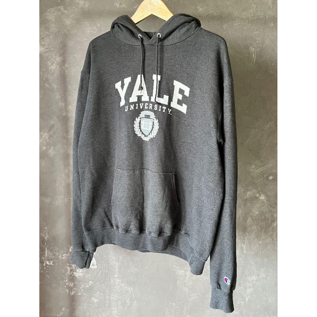 CHAMPION YALE UNIVERSITY HOODIE