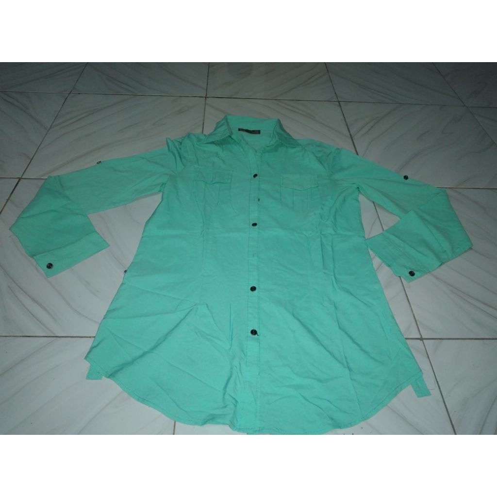 Kemeja Wanita Hijau Sage