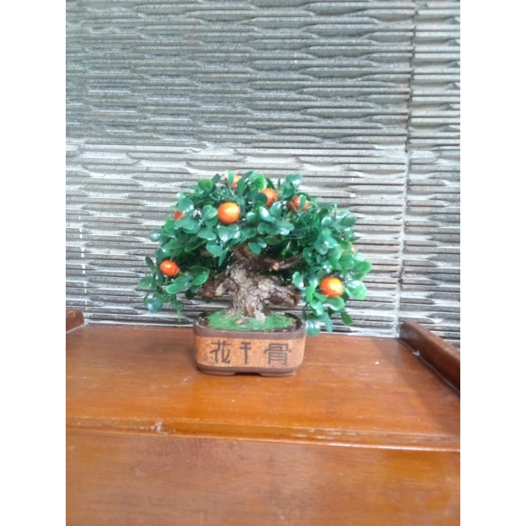 hiasan meja pot keramik