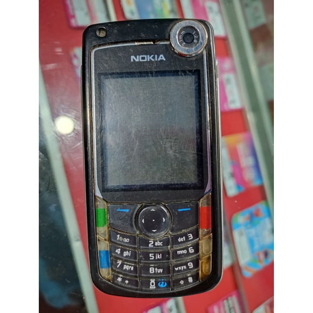 Nokia 6680 hidup.