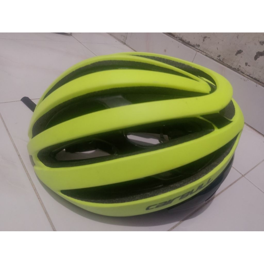 HELM sepeda CAIRBULL
