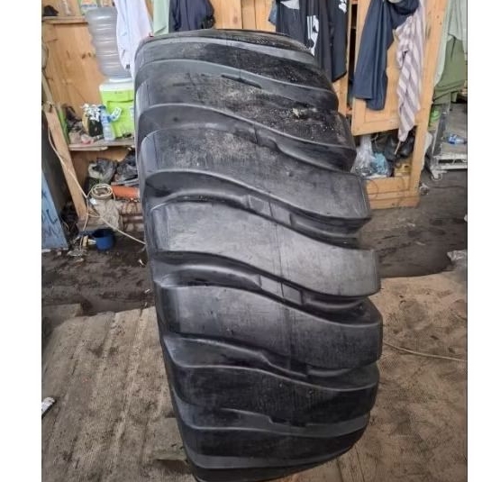 ban loader baru 17.5-25 good year