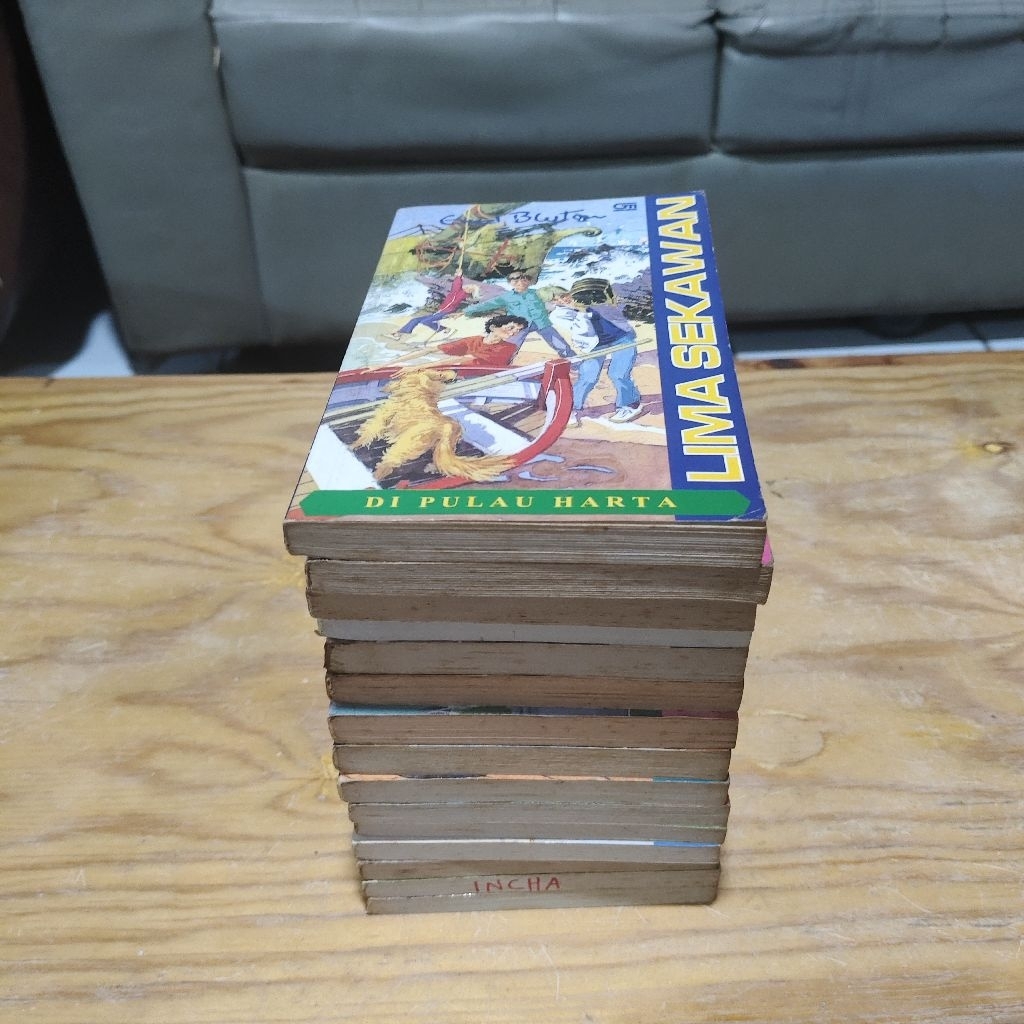 Novel Lima Sekawan Varian