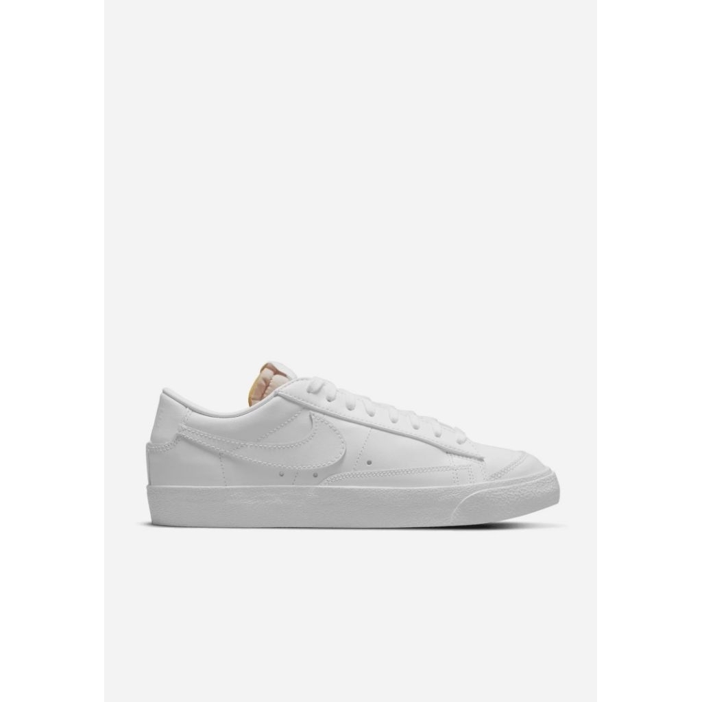 Nike Blazer Low All White Womens