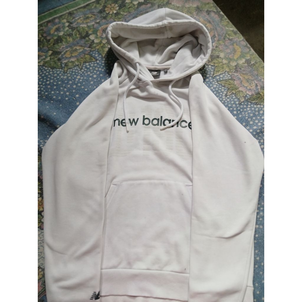 Hoodie NB Putih sz L 100