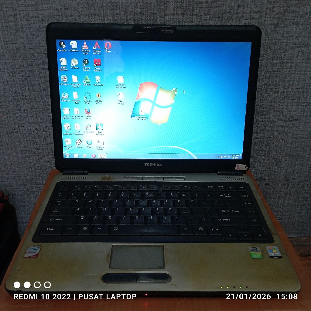 Laptop Toshiba Satellite L310 windows 7 Intel Centrino Ram2gb DDR2 Hrd250gb Lcd14in Mesin normal tes