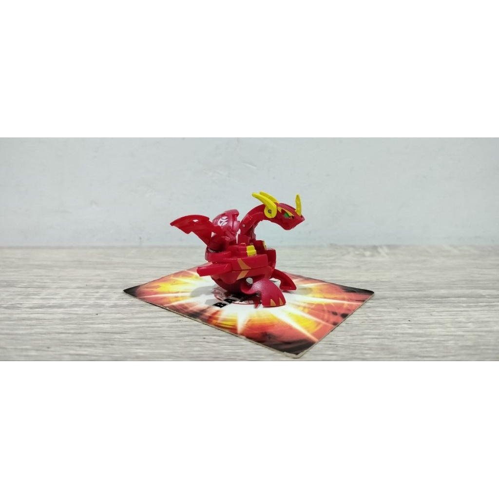 bakugan pyrus Neo dragonoid