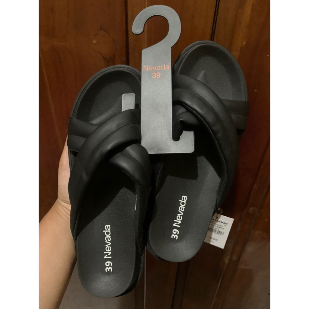[NEW] Nevada Simply Sandal Slipper Wanita