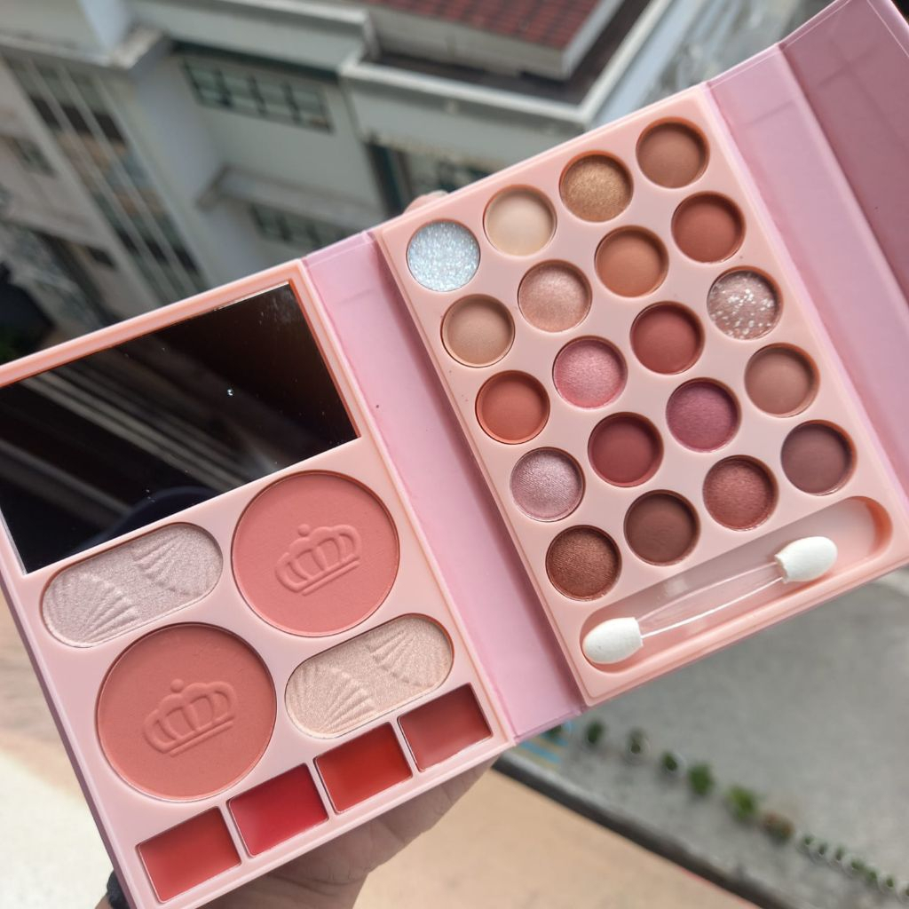 MAKE UP  Sweet Girl Palet Eyeshadow Cover owl's eyeshadow palette lengkap GAMBAR PERTAMA