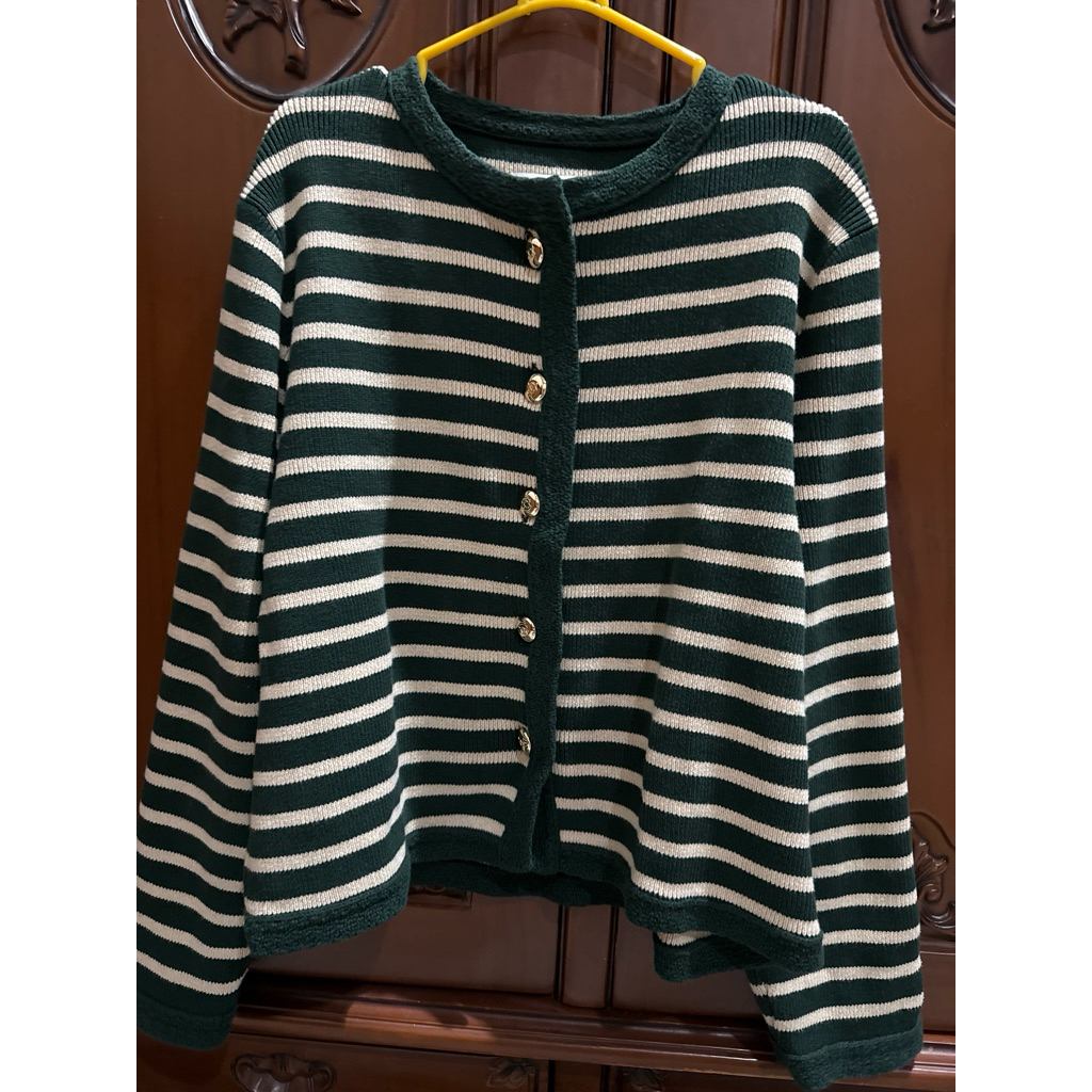 Pl wearingklamby rajut size M