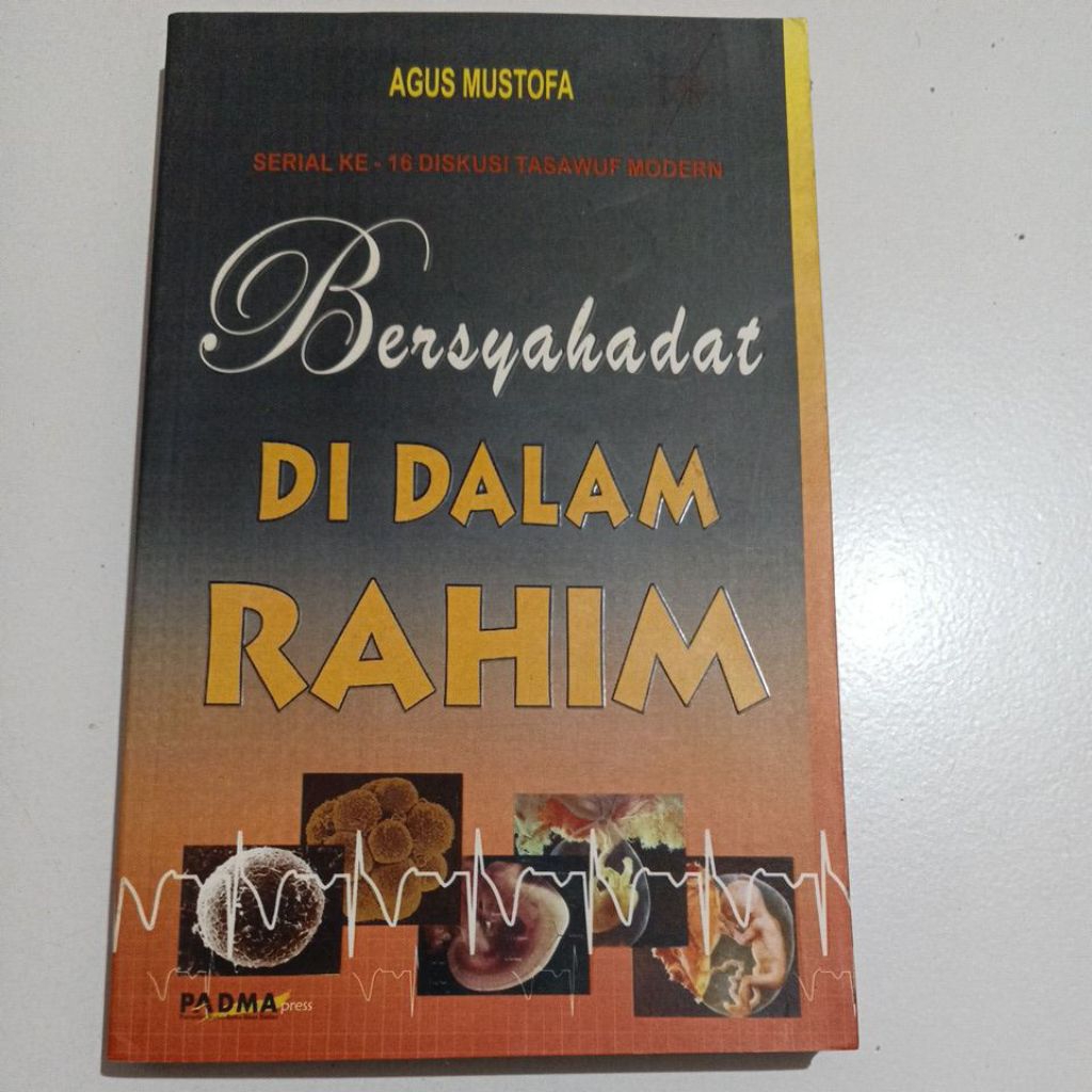 Buku bersyahadat di dalam rahim