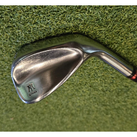 Titis Golf | Stick Golf Wedge MIURA Milled Tour