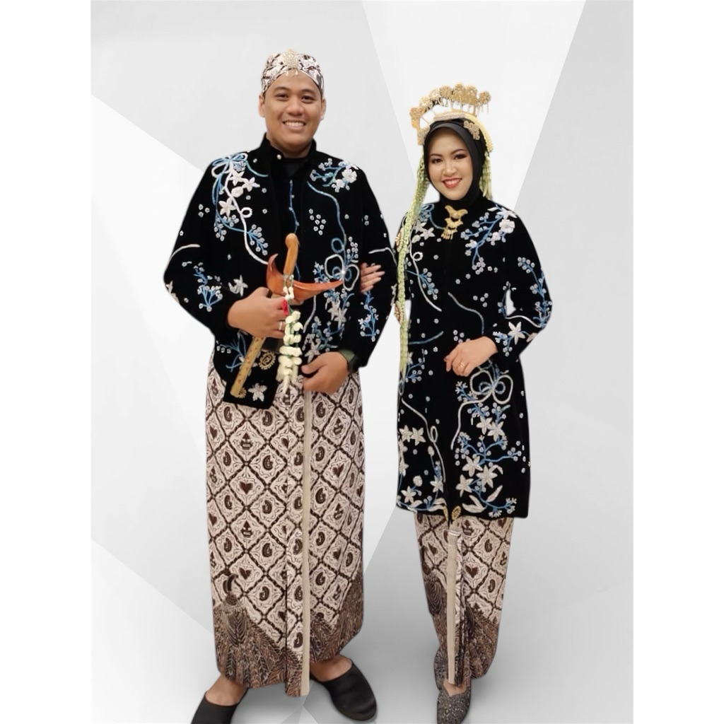 [Luxury Bludru] Kebaya Pengantin Lurus Motif PITA SAKURA BIRU payet jepang MGB By Mangkasari Labels