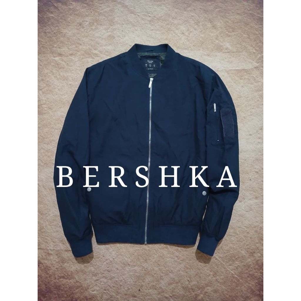 jaket bomber BERSHKA bahan katun kanvas bekas recomend