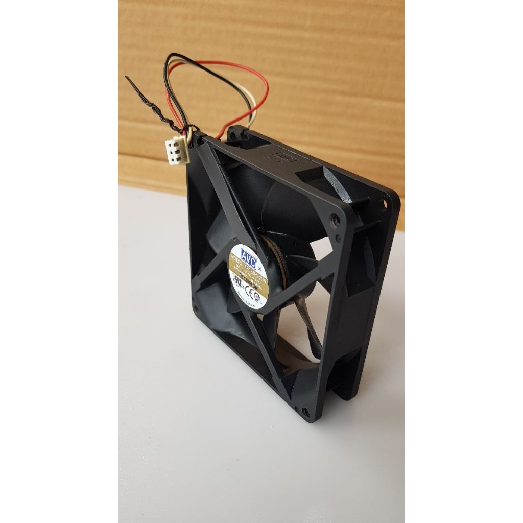 FAN/kipan DC AVC  12V-0.45A 9X9CM 3pin