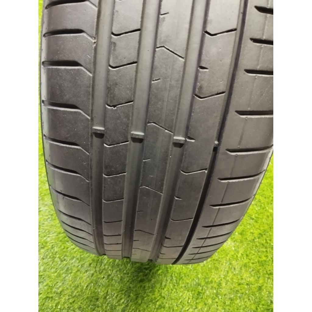 Ban mobil 225 40 r19 RFT Second copotan 2022 Grip tebal masih 90 persen Tambalan tip top samping