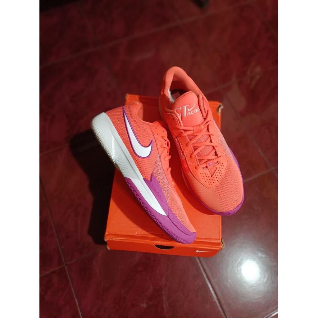 SEPATU BASKET NIKE GT CUT ACADEMY SIZE 47,5