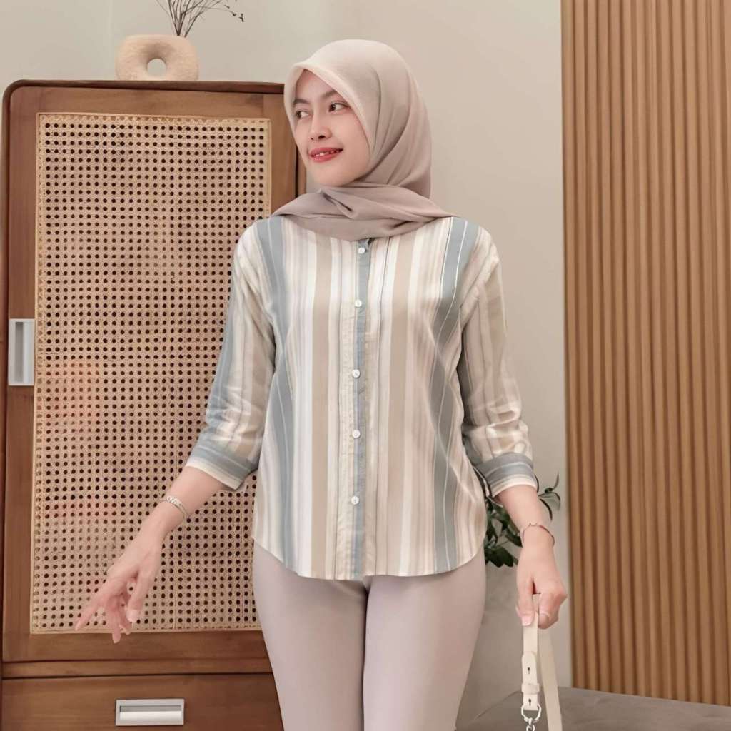 KEMEJA WANITA RAYON MOTIF SALUR / DAILY TOP RAYON JUMBO LD120 TERLARIS 2026