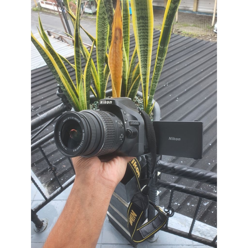 Kamera Nikon D5200 second