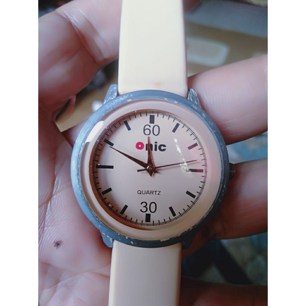 Onic jam tangan wanita preloved