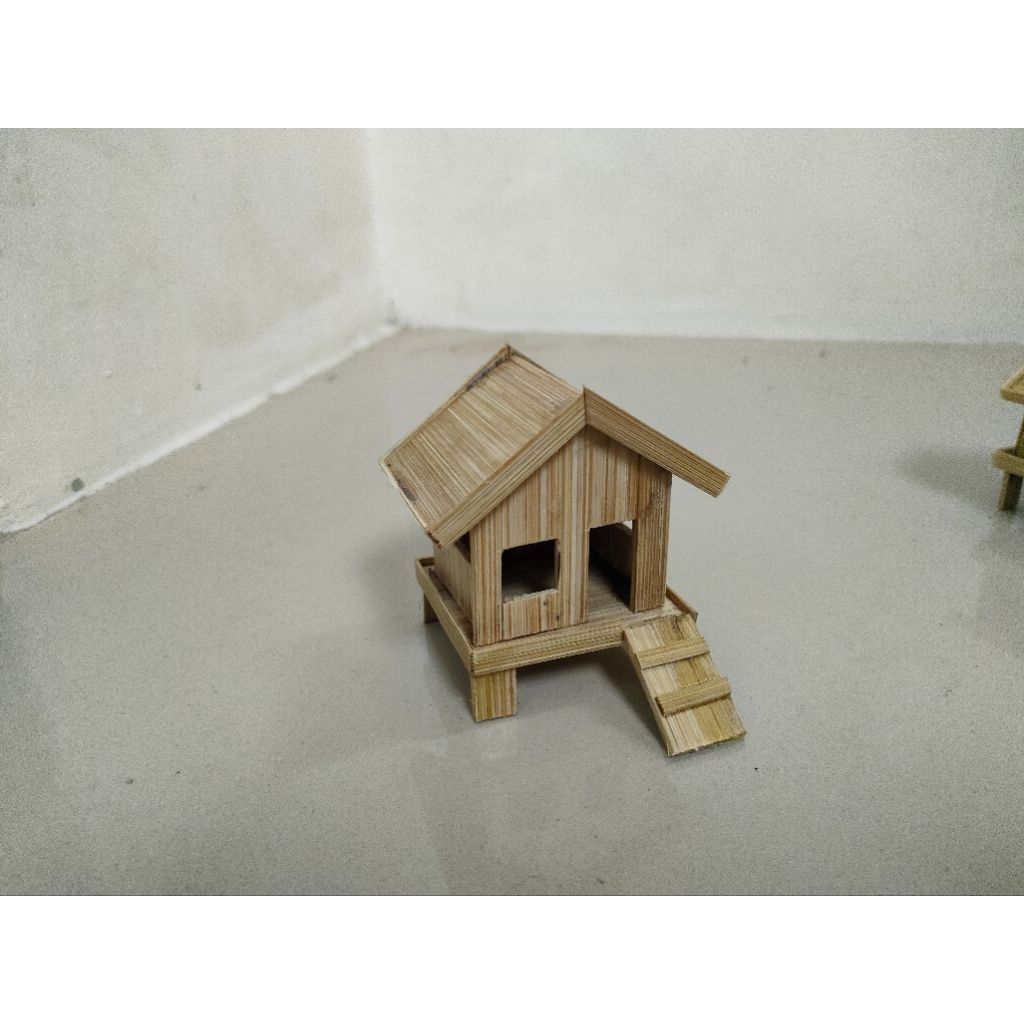 Miniatur rumah aquarium,rumah kelomang,rumah mainan