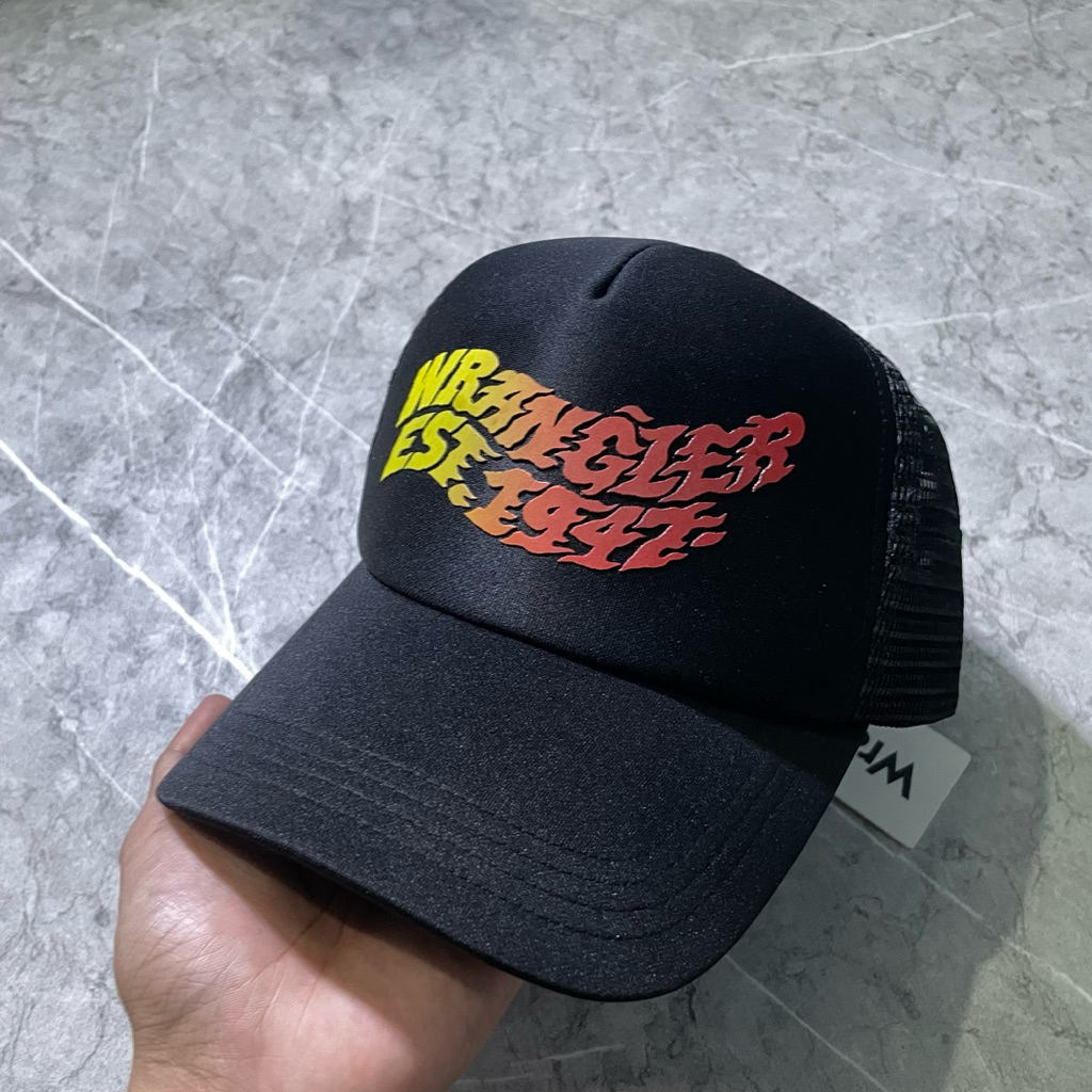 Topi Trucker wrangler