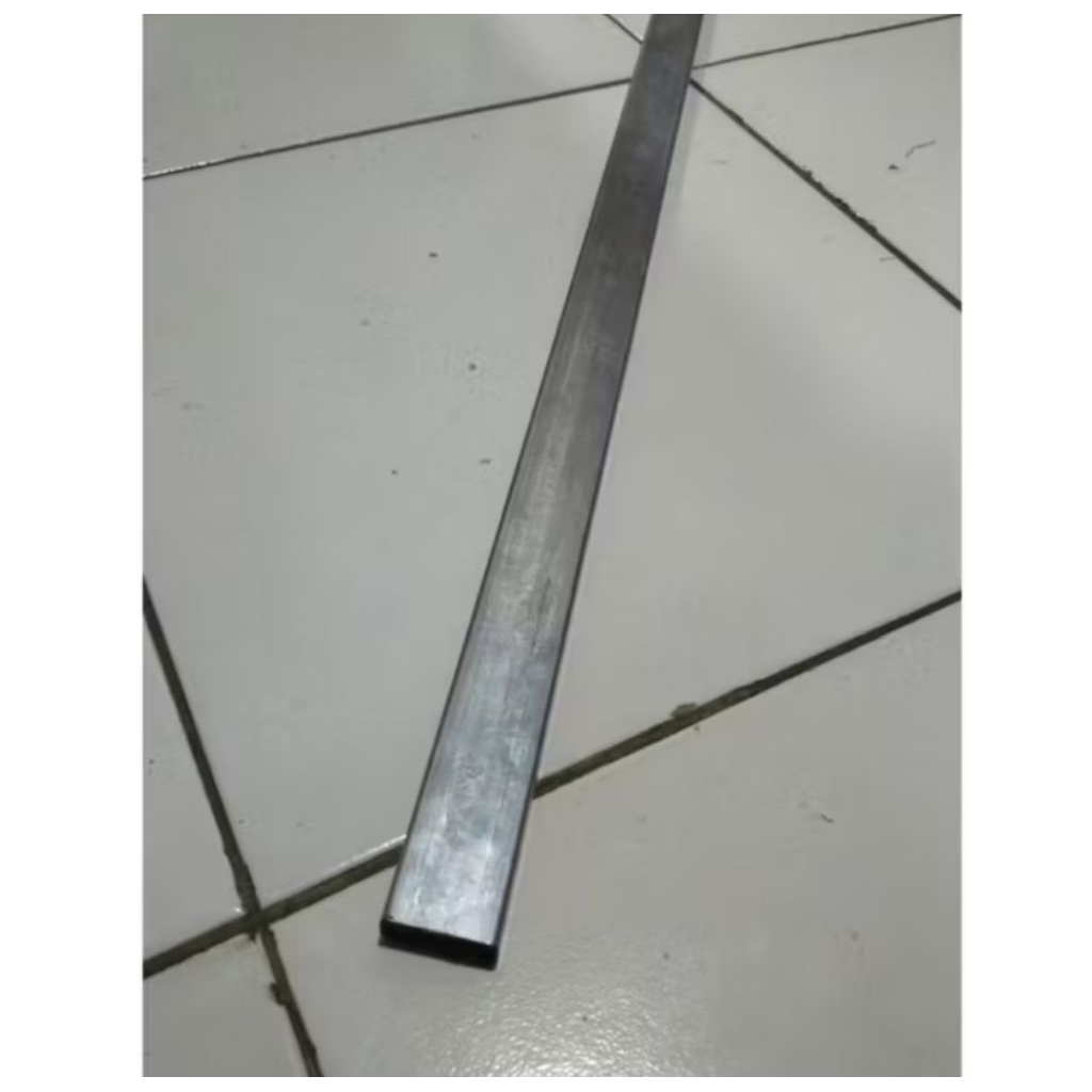 Besi Holo galvanis 1,5x3cm Panjang 200cm