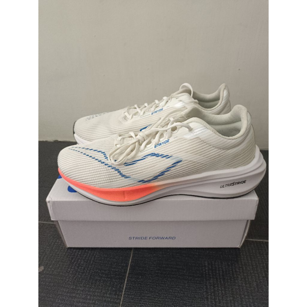 Sepatu Running Heiden Heritage Ultra Stryde