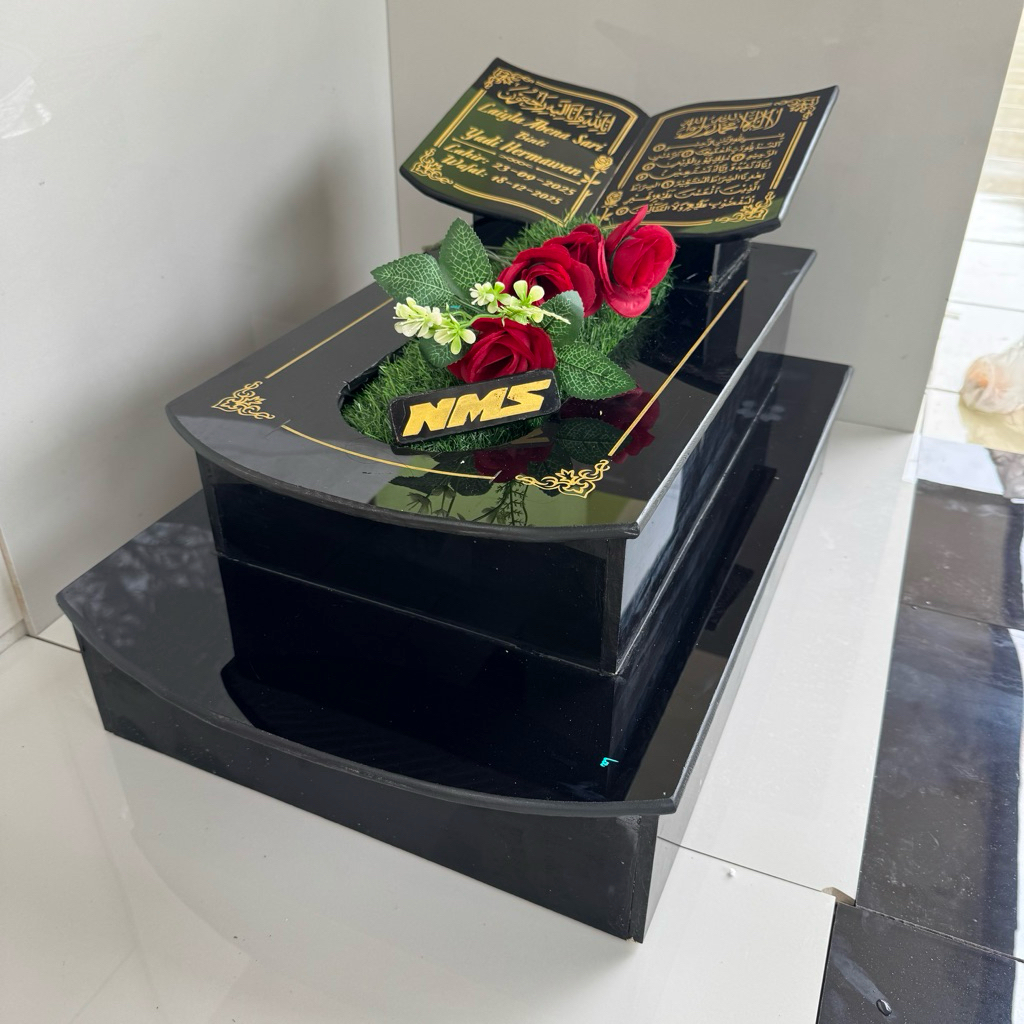 SATU SET MAKAM ANAK DAN BAYI GRANITE TILE