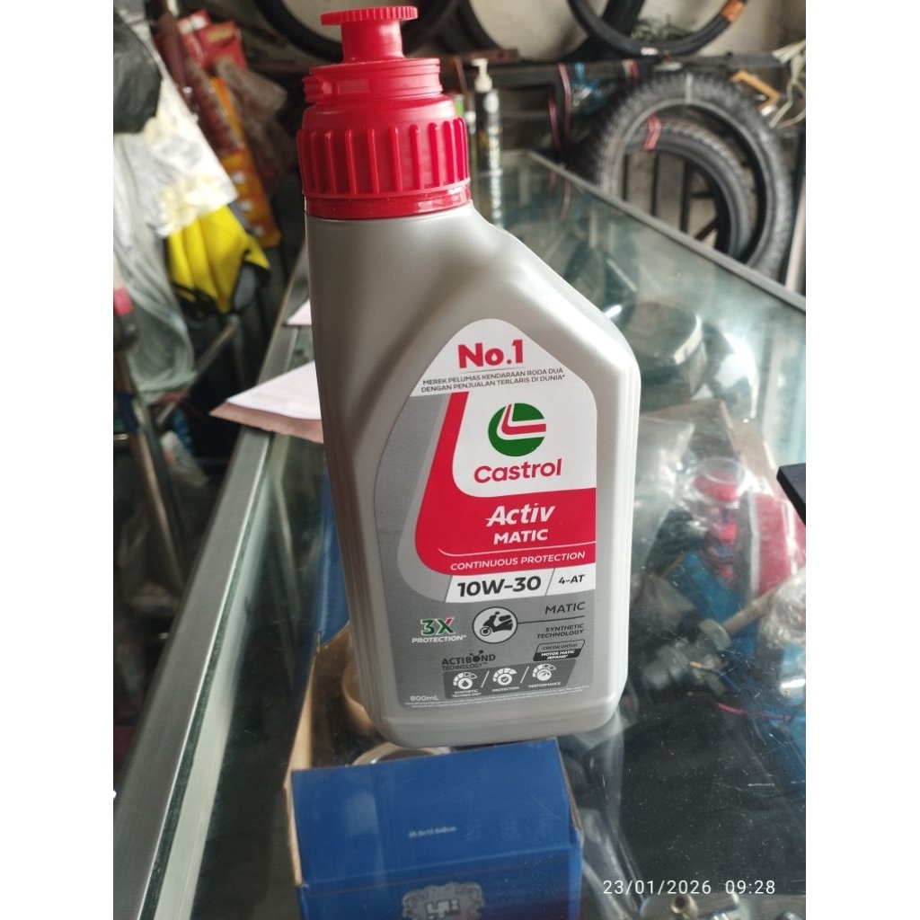 OLI CASTROL  ACTIV MATIC   PELUMAS MESIN CASTROL ACTIV MATIC 10W-30 GARDAN CASTROL 8W-90