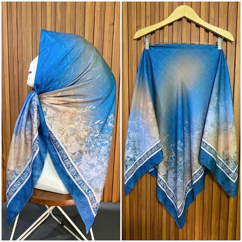 KERUDUNG SEGI EMPAT VOAL MOTIF BUNGA AMARA BIRU TOSCA
