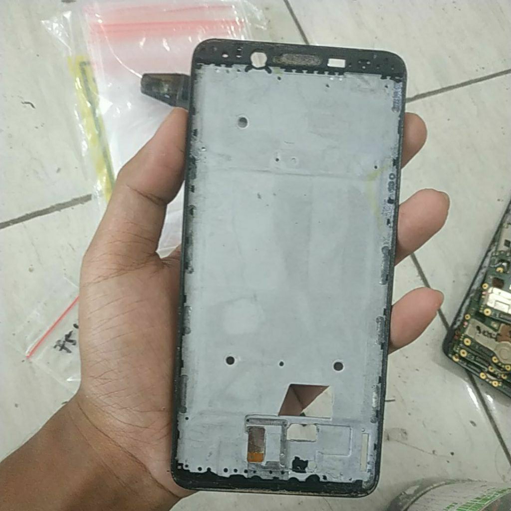 frame bekas oppo f5 youth