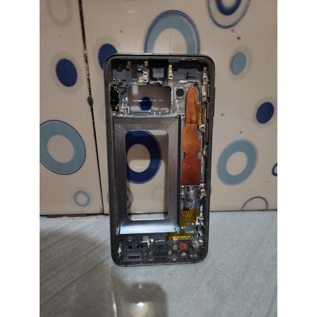 Frame Samsung S10e