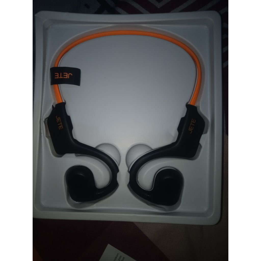 headset bluetooth olahraga JETE