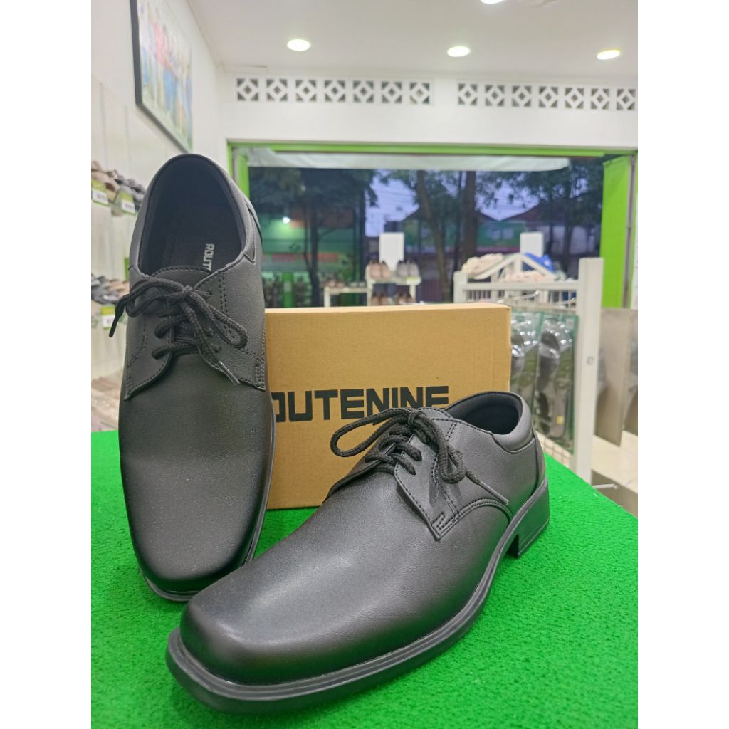 sepatu fantovel pria tali STAR 08 hitam