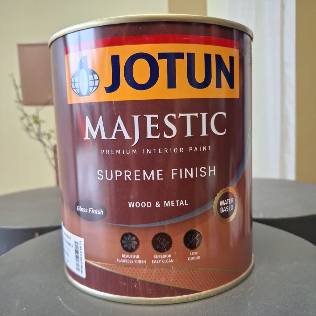 JOTUN MAJESTIC SUPREME FINISH 1KG/CAT MINYAK WATER BASED/CAT KAYU DAN BESI/CAT KAYU DAN BESI CAMPURA