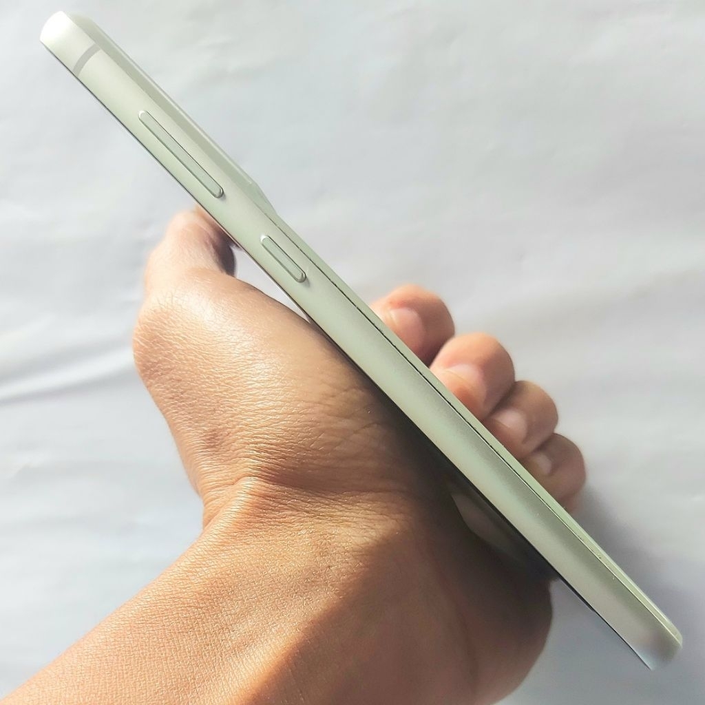 Handphone Hp Samsung Galaxy S21 FE 5G 8/256 GB Supprt NFC Second Eks Resmi Sein Mulus Original