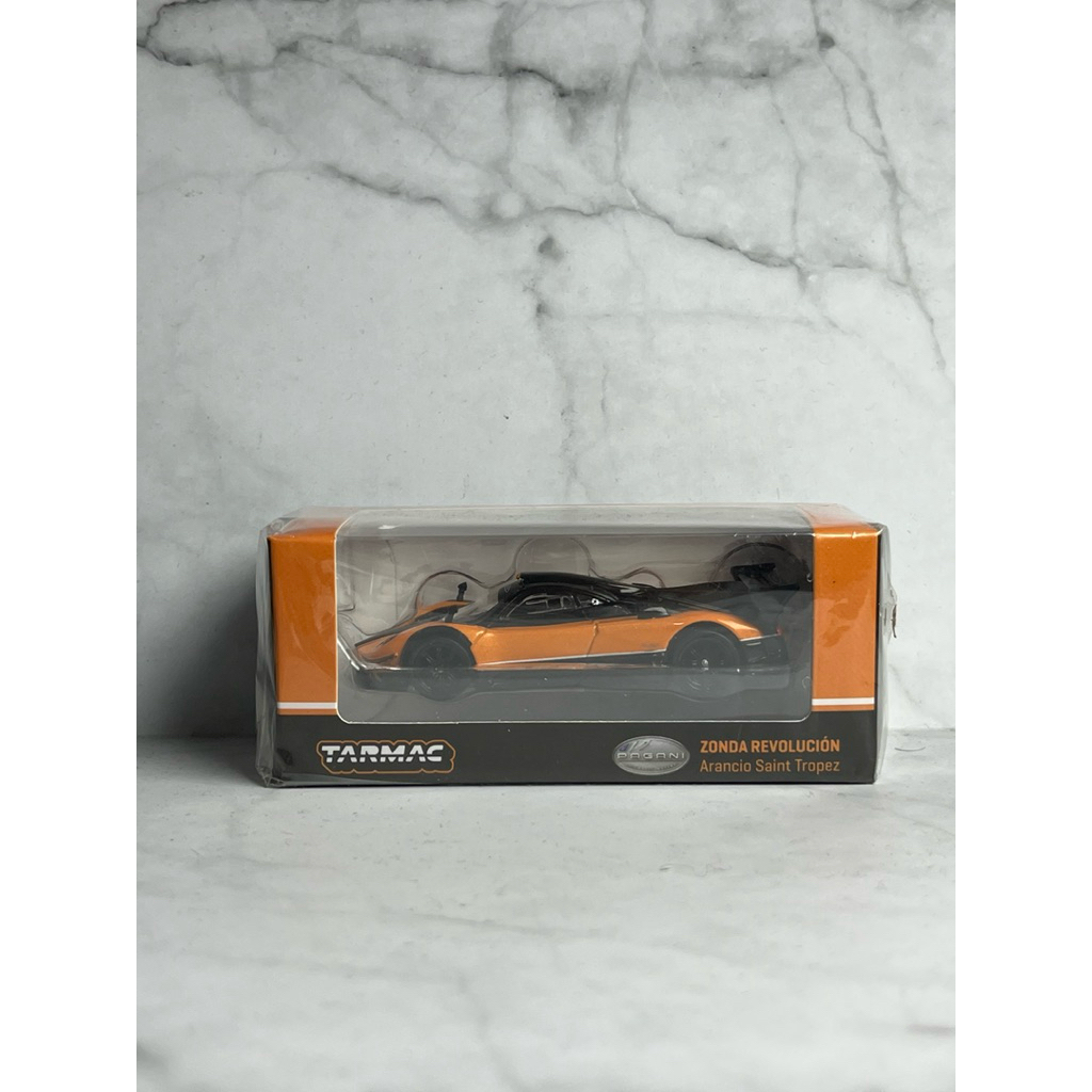 Tarmac Pagani Zonda Revolucion