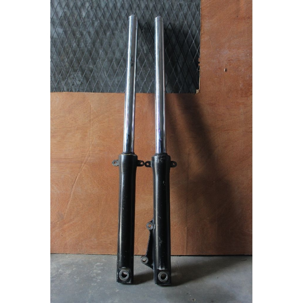 Shock/Sekok Depan Honda Megapro Primus