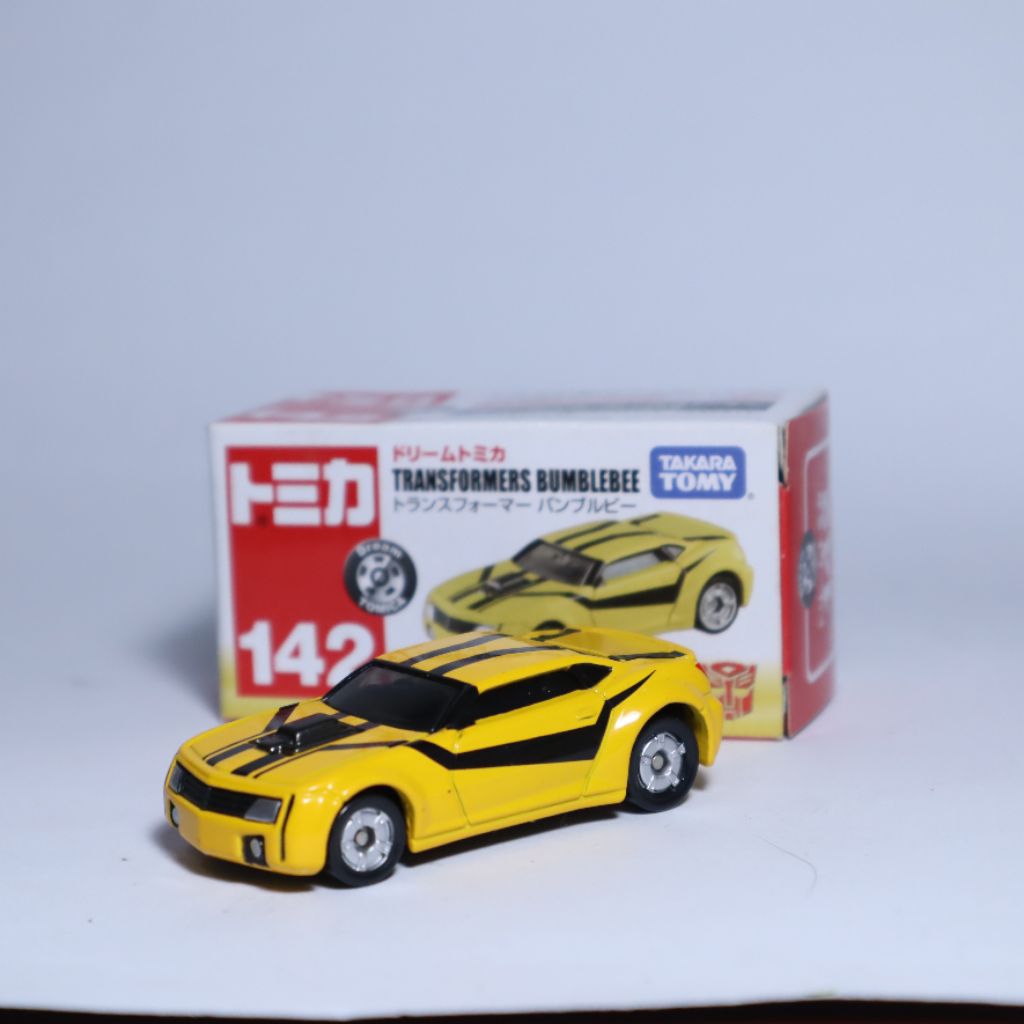 BUMBLEBEE TRANSFORMERS TOMICA DIECAST
