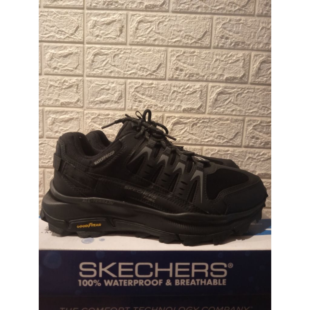 SKECHERS EQUALIZER 5.0 TRAIL TRINITY PINES GOODYEAR 237524/BBK Sepatu Hiking Pria Black Original