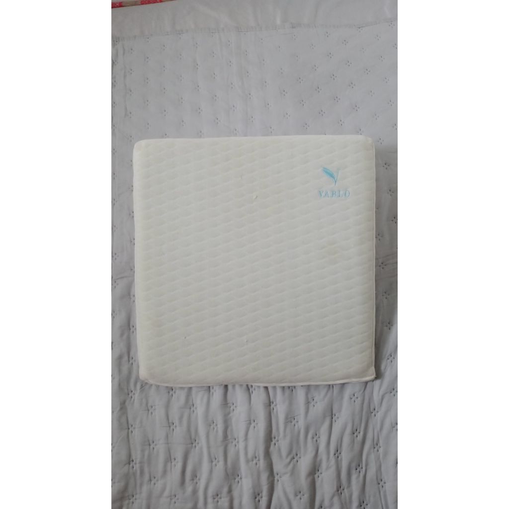 Vablo baby Wedge Pillow