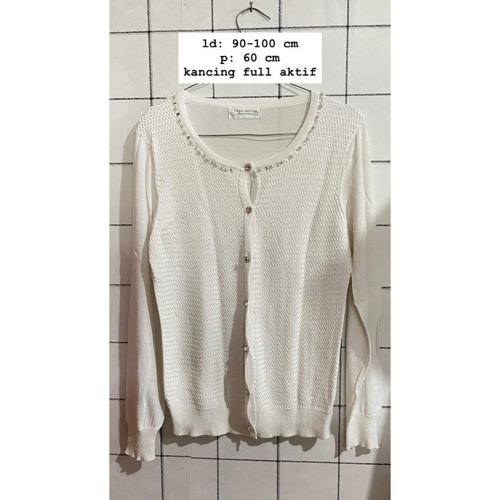 preelove cardi white vino rouge