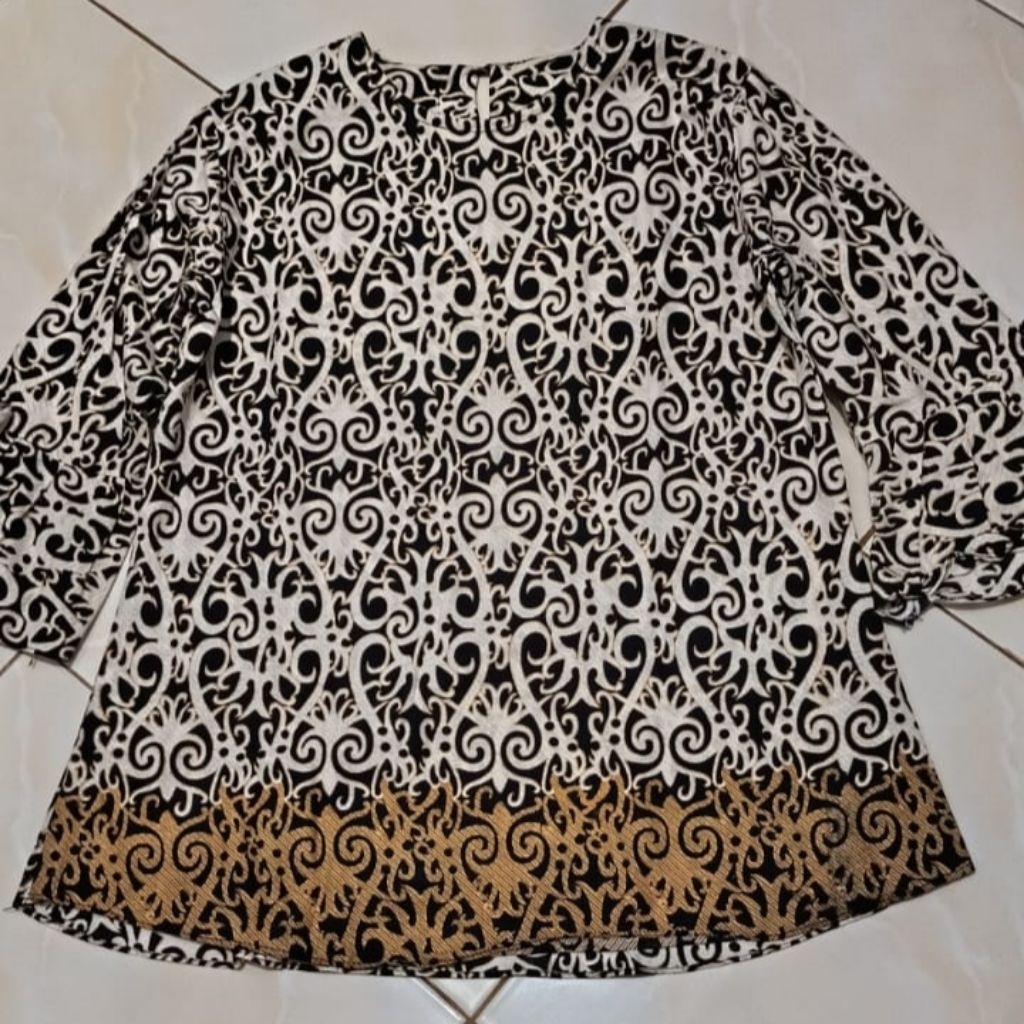 [preloved] Blouse Batik Wanita Modern