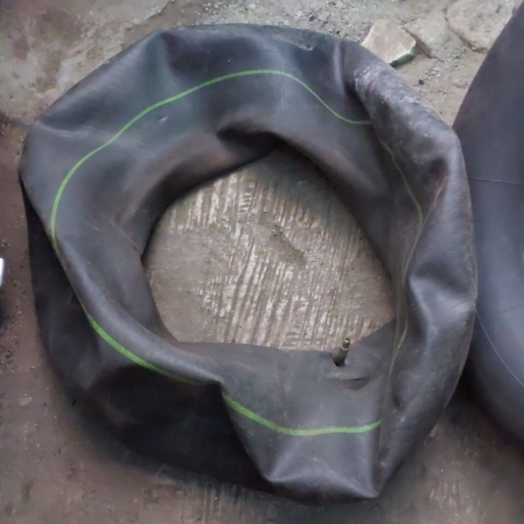 Ban Dalam Mobil Bekas untuk Tali Pengikat Sangat Kuat