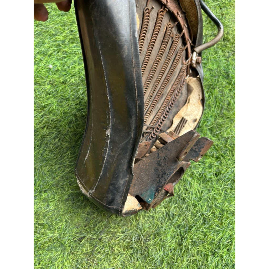 jok depan vespa mg ori super sprint