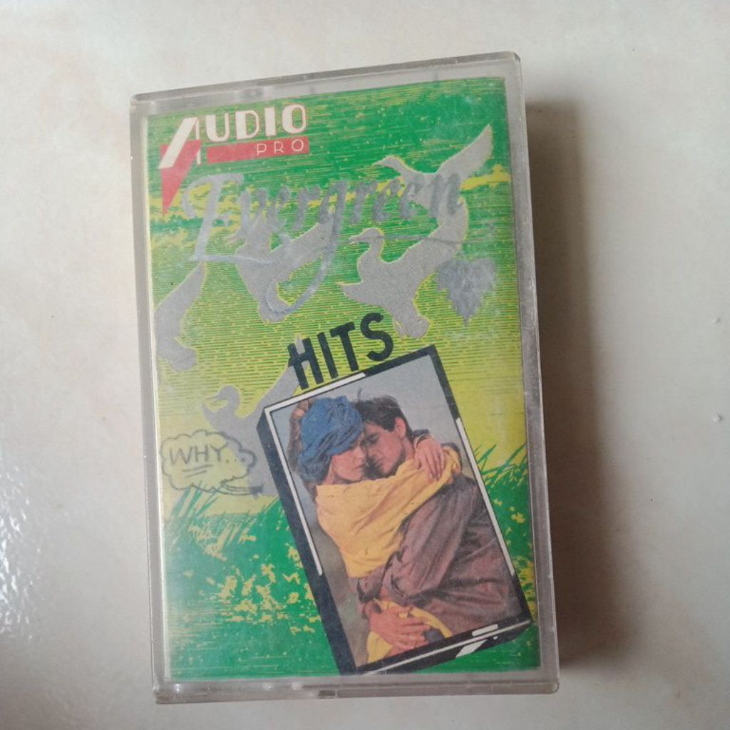 kaset pita Evergreen hits