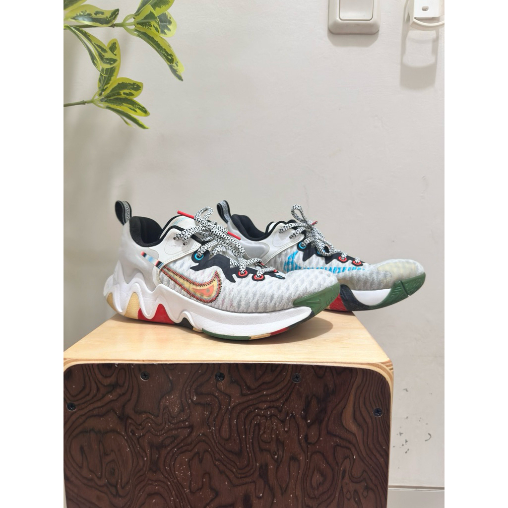 Sepatu Running Nike Giannis Original