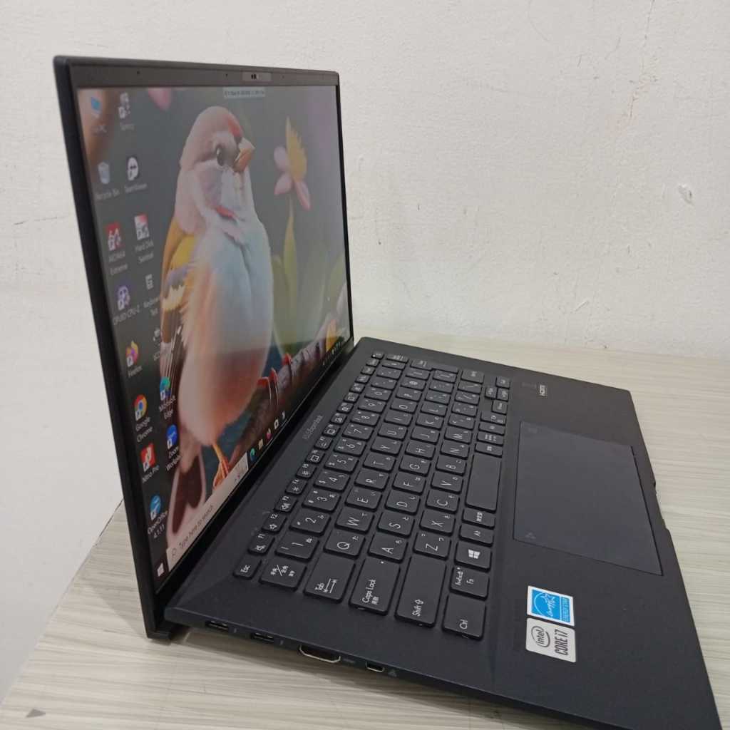 ASUS Expertbook B9450FA Core i7 Gen10 ram 16gb ultraslim  Surface Laptop Core i7 Gen8 Touchscreen ri