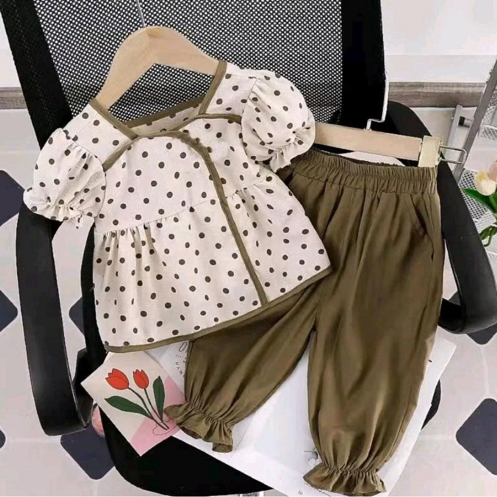 Setelan Anak Perempuan Motif Polkadot Voxy Ukuran 1-5 Tahun Bahan Voxy Nyaman untuk Anak Usia 1 hing